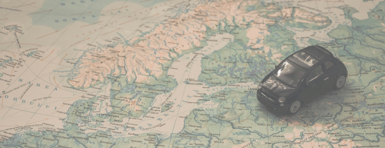 Explore Alaska with 4x4 rental vehicles